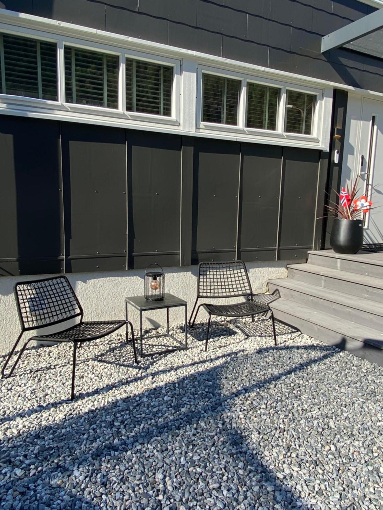 Andalsnes Underground Flat Apartamento Exterior foto
